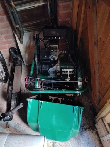 Qualcast classic petrol 35s - classic,